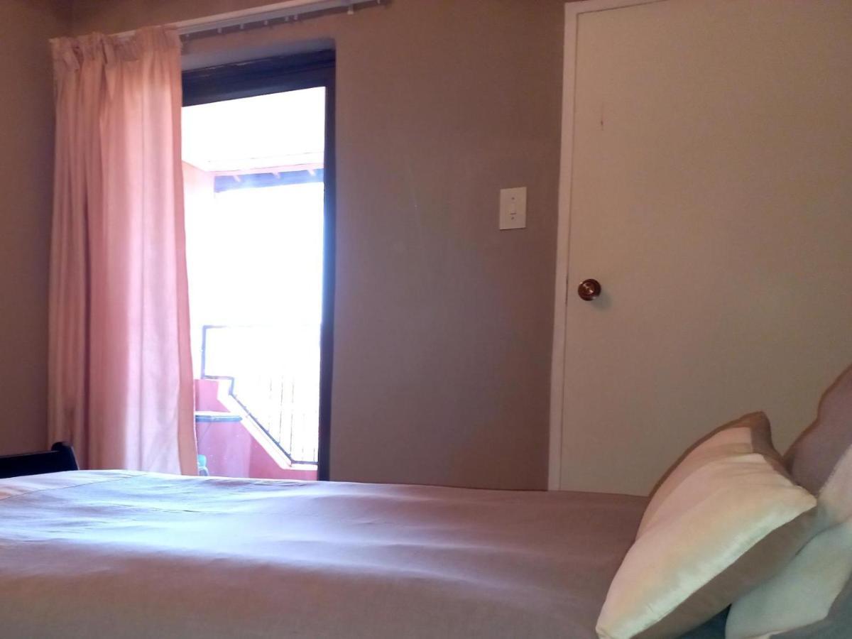 Pilanesberg Guesthouse Mogwase Exterior photo
